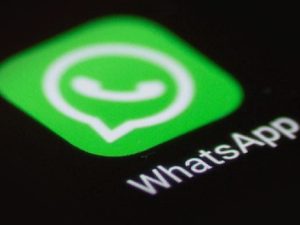 WhatsApp Now Allows You to Save Disappearing Messages