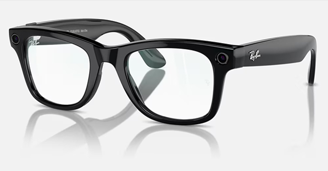 Meta Ray Ban Smart Glasses
